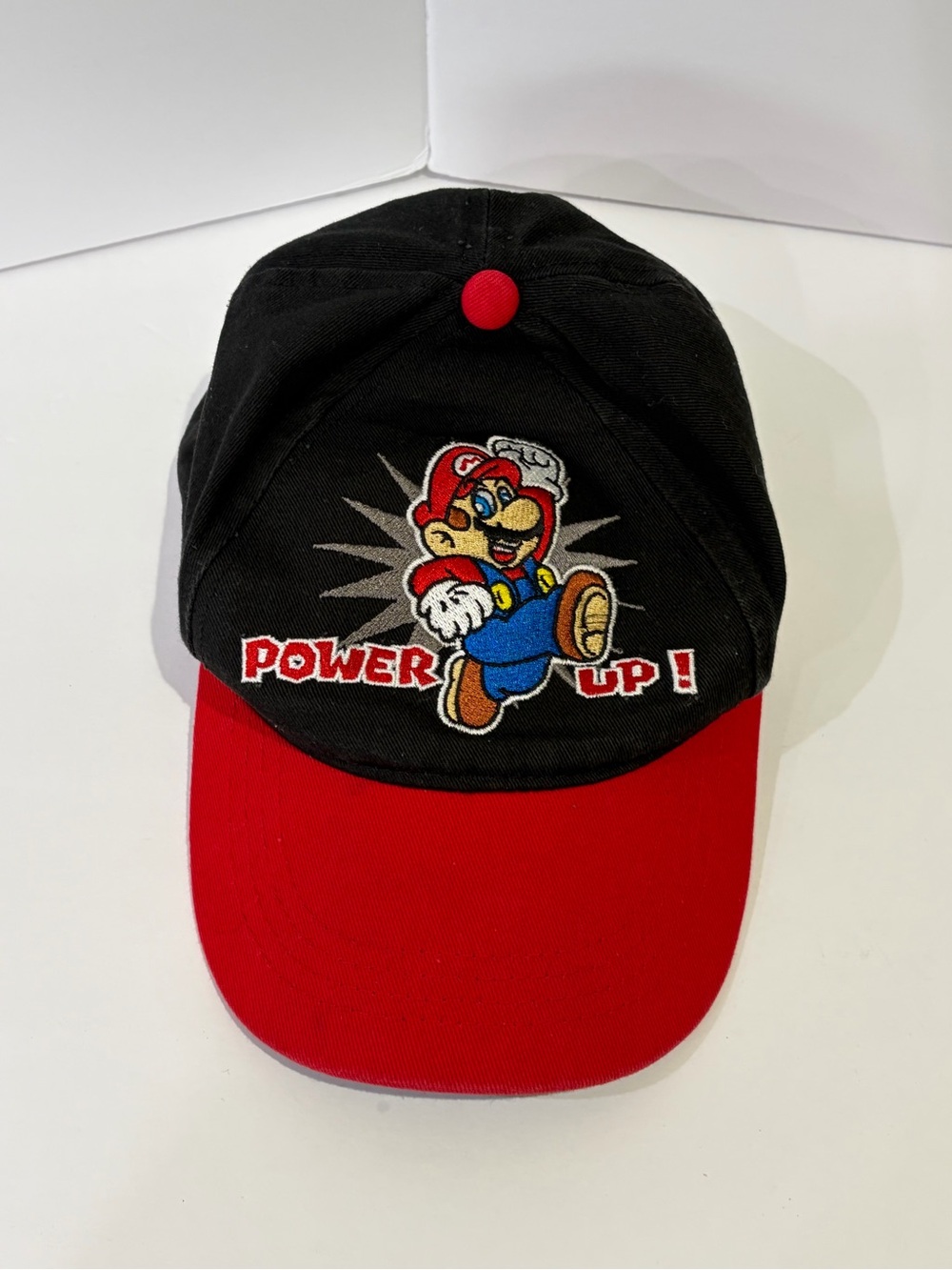 Nintendo Super Mario Red & Black Adjustable Snapback Hat Youth